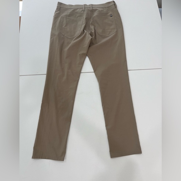 SOLD Travis Mathew Pants Open To Close Golf Chino Performance Men’s 32x32 - Picture 10 of 14